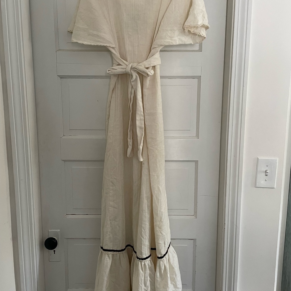 Cottagecore Dress with  Crocheted-Lace Trim - Picture 4 of 6